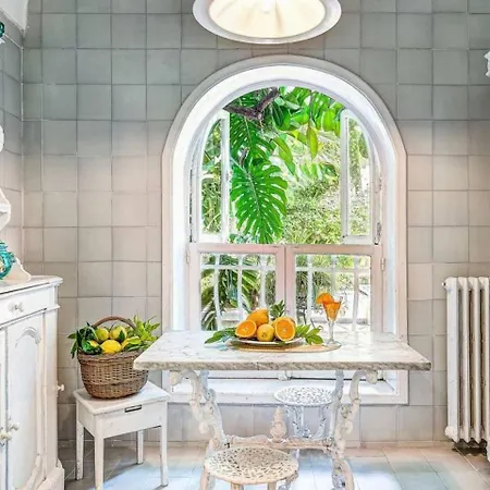 Βίλα Vintage Italian Villa In Capri *