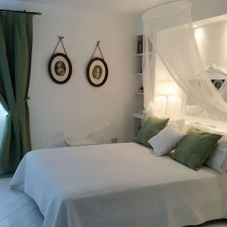 Vintage Italian Villa In Capri Βίλα