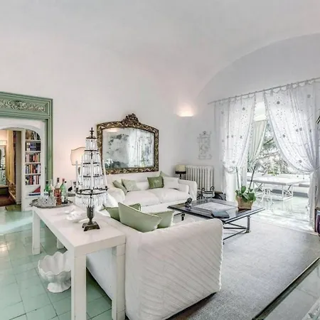 Βίλα Vintage Italian Villa In Capri *