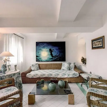 Vintage Italian Villa In Capri Κάπρι