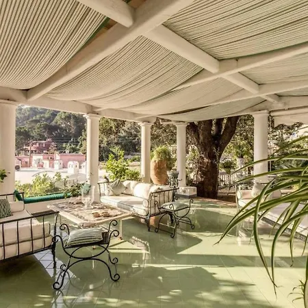Vintage Italian Villa In Capri Βίλα